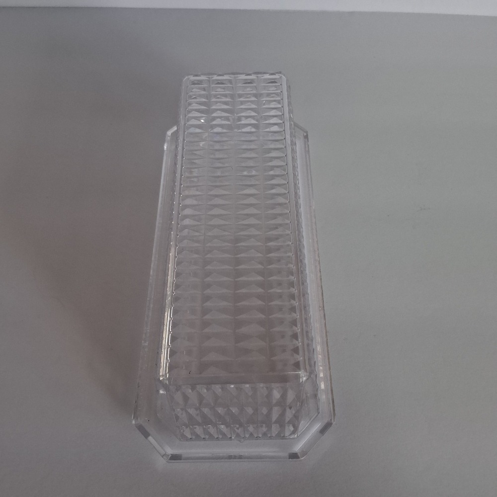 Vintage Arrow Plastics 202 Clear Plastic Diamond Cut Covered Butter Dish USA - Picture 9 of 11